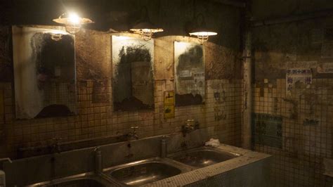 kowloon walled city bathroom.